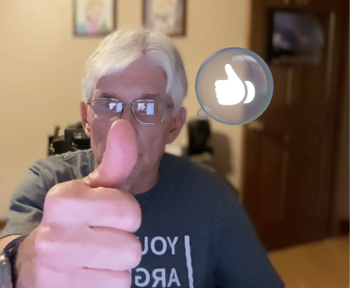 Thumbs Up (شست بالا)