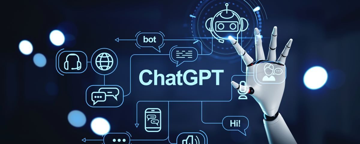 ChatGPT چیست؟ بررسی کامل قابلیت‌ها، مزایا و قیمت!